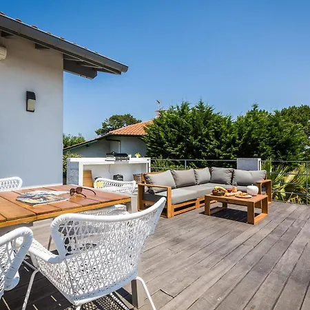 Sleeps 8 Pool Air Con Wifi Villa Bidart