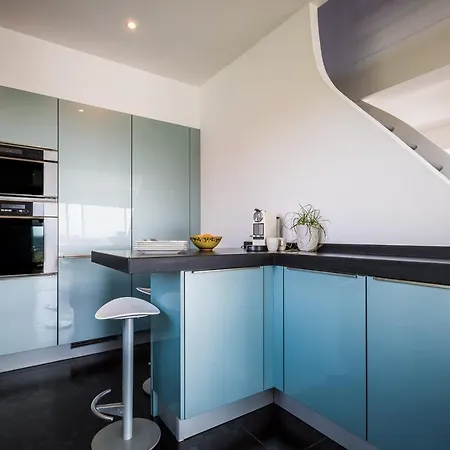Sleeps 8 Pool Air Con Wifi * Bidart
