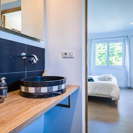 Sleeps 8 Pool Air Con Wifi Villa Bidart