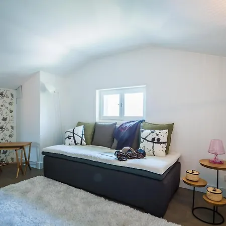 Sleeps 8 Pool Air Con Wifi Villa *